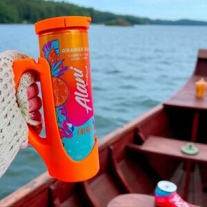 NWOT On The Go Slim Drink Holder
